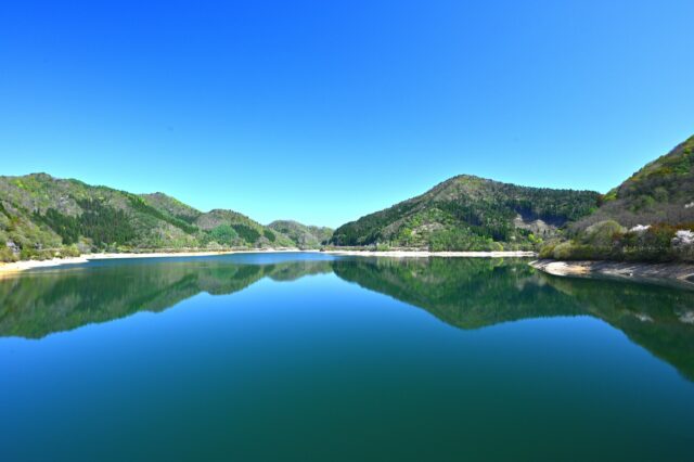 静かな湖